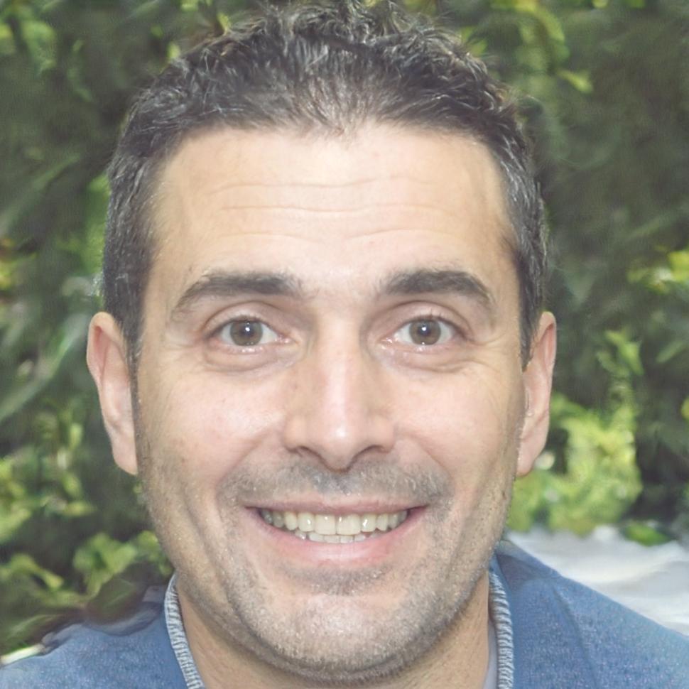Portrait de Thibault Kervarrec